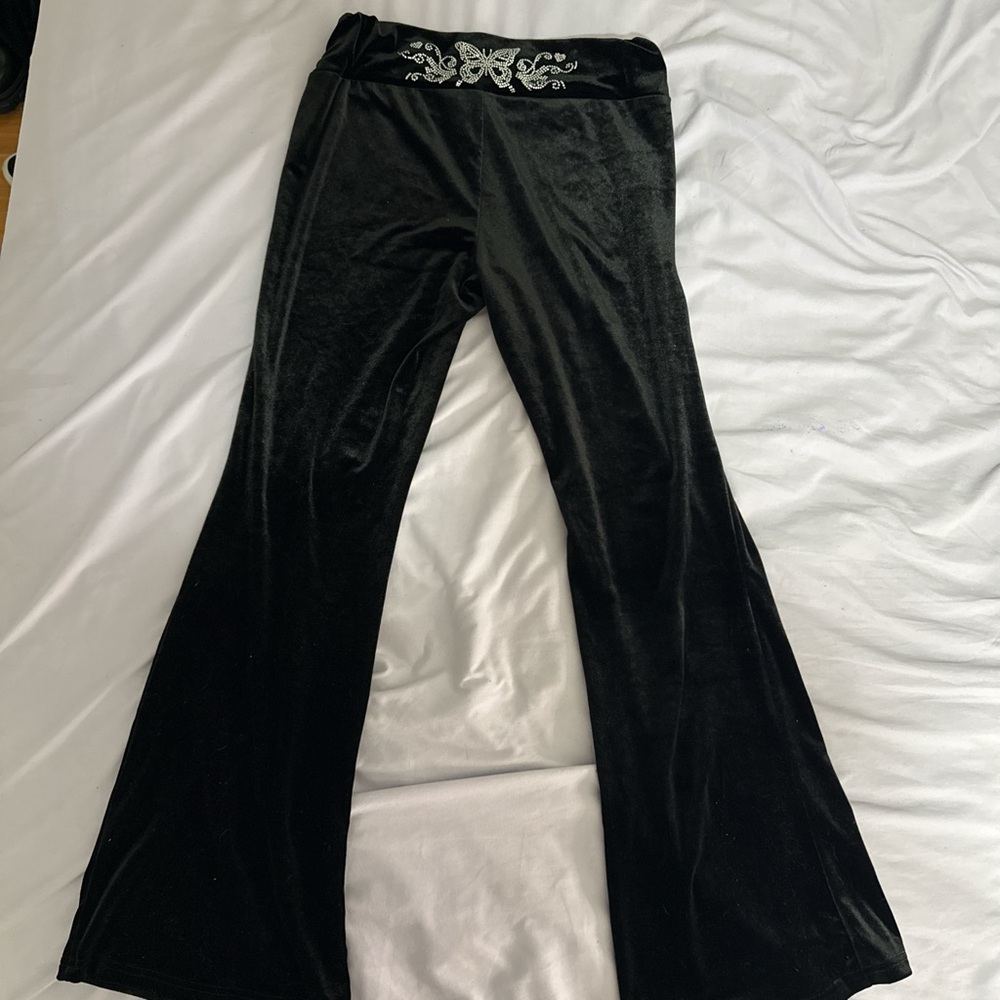 SHEIN Luxe Black Velvet Garment